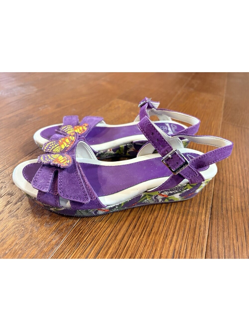 Clarks Girls Harpy Fly J Suede Print Wedge Sandals Purple Size 2.5